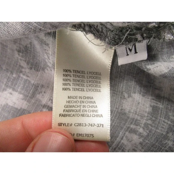 Cloth And Stone Top Womens Medium‎ Gray Button Up Casual Preppy - Picture 5 of 8